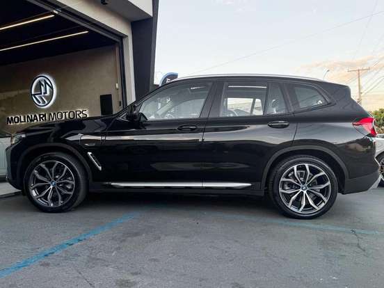 BMW-X3-2022