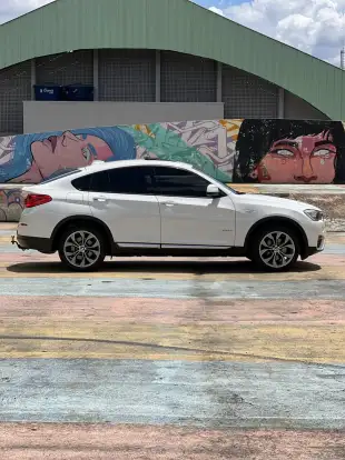 BMW-X4-2018