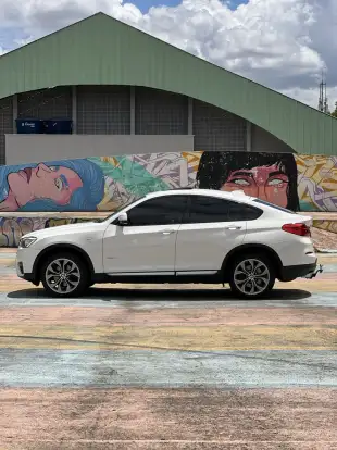 BMW-X4-2018
