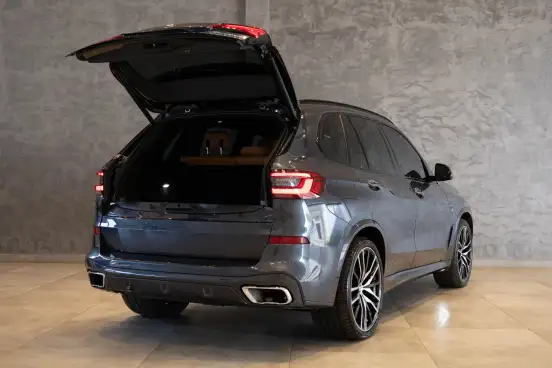 BMW-X5-2019