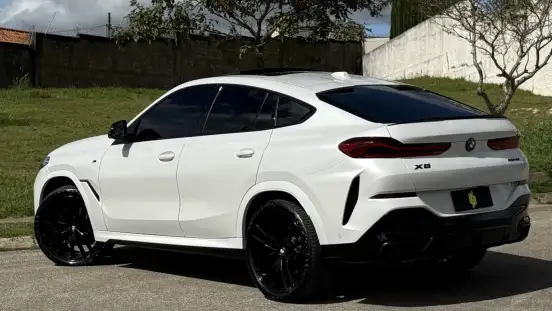 BMW-X6-2023