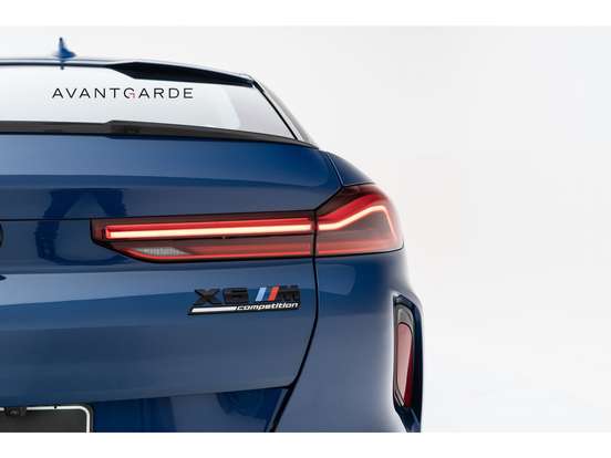 BMW-X6-2022