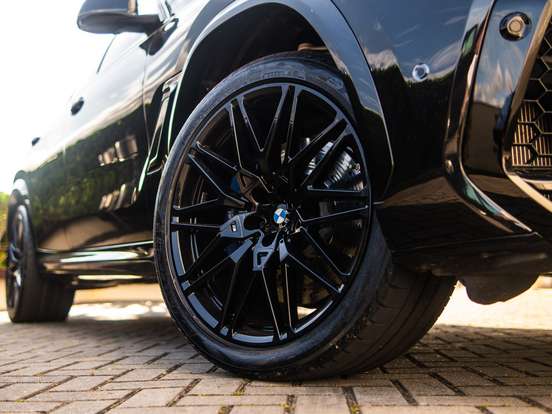 BMW-X6-4.4 V8 BITURBO GASOLINA M COMPETITION AUTOMÁTICO BMW-X6-2023