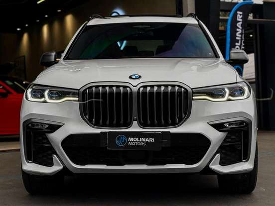 BMW-X7-4.4 V8 GASOLINA M50i STEPTRONIC BMW-X7-2021