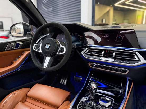 BMW-X7-4.4 V8 GASOLINA M50i STEPTRONIC BMW-X7-2021