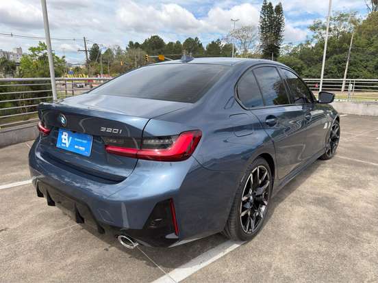 BMW-320i-2.0 16V TURBO FLEX M SPORT AUTOMÁTICO BMW-320i-2025