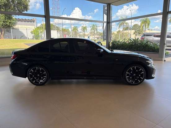 BMW-320i-2025