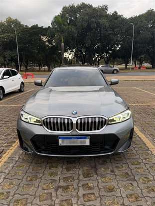 BMW-320i-2023