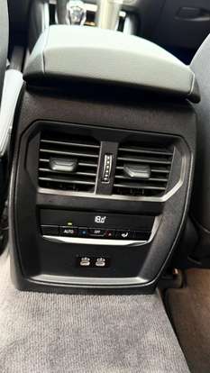 BMW-320i-2021