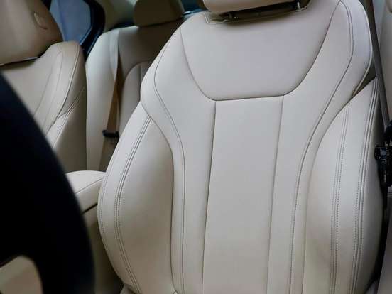 BMW-320i-2.0 16V TURBO GASOLINA SPORT GP AUTOMÁTICO BMW-320i-2019