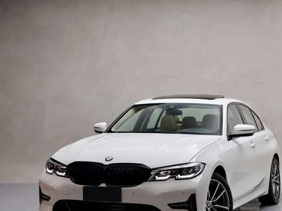 BMW-320i-2.0 16V TURBO GASOLINA SPORT GP AUTOMÁTICO BMW-320i-2019