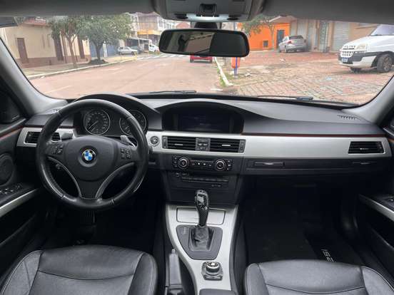 BMW-325i-2.5 SEDAN 24V GASOLINA 4P AUTOMÁTICO BMW-325i-2011