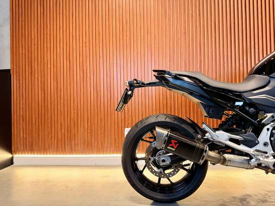 BMW-F 900 R SPORT PLUS BMW-F 900 R SPORT PLUS-2024