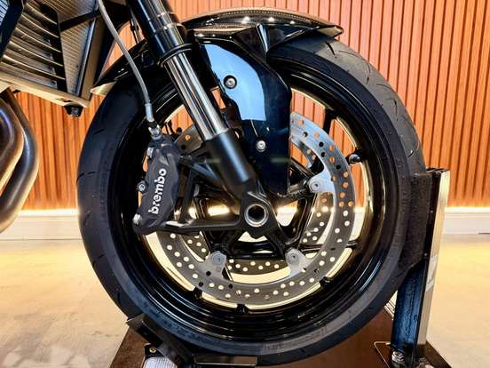 BMW-F 900 R SPORT PLUS-2024