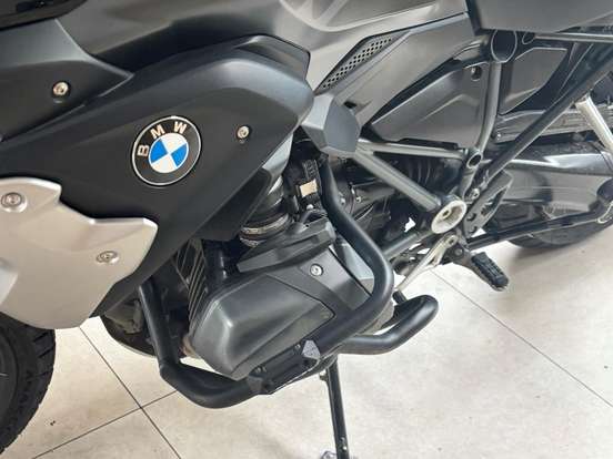 BMW-R 1250 GS PREMIUM TRIPLE BLACK BMW-R 1250 GS PREMIUM TRIPLE BLACK-2022