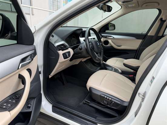 BMW-X1-2021
