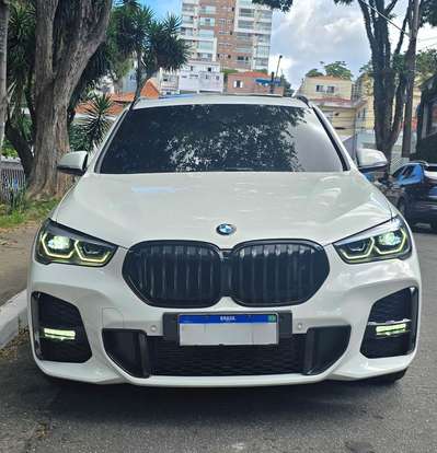 BMW-X1-2022