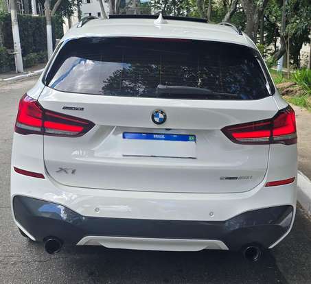 BMW-X1-2022