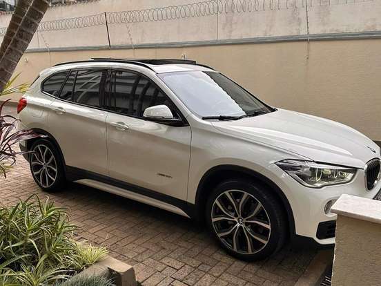 BMW-X1-2.0 16V TURBO ACTIVEFLEX XDRIVE25I SPORT 4P AUTOMÁTICO BMW-X1-2017