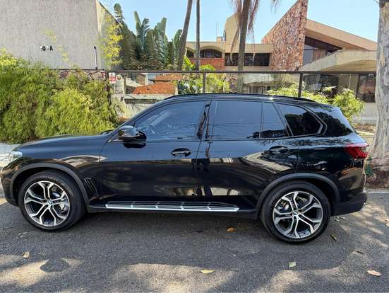BMW-X5-3.0 4X4 30D I6 TURBO DIESEL 4P AUTOMÁTICO BMW-X5-2019