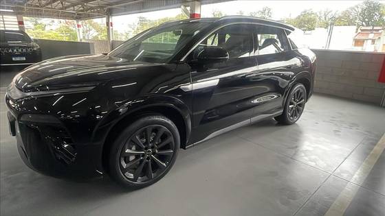 BYD ATTO 8 1.5 TURBO PHEV AWD AUTOMÁTICO