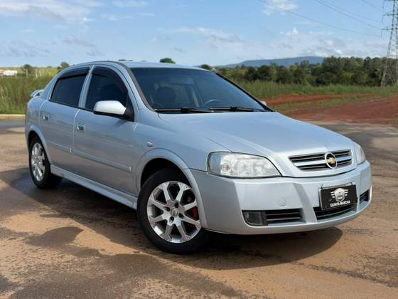 CHEVROLET ASTRA 2.0 MPFI ADVANTAGE 8V FLEX 4P MANUAL