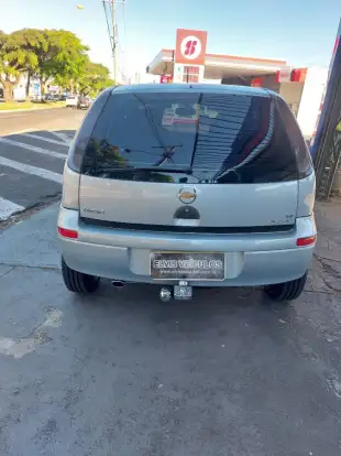 CHEVROLET-CORSA-2010