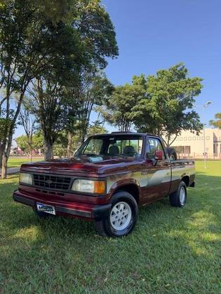 CHEVROLET D20 4.0 CUSTOM DE LUXE CS 8V DIESEL 2P MANUAL