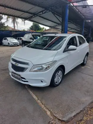 CHEVROLET ONIX 1.0 MPFI LT 8V FLEX 4P MANUAL