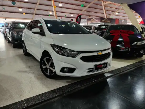 CHEVROLET-ONIX-2018