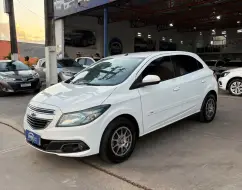 CHEVROLET ONIX 1.4 MPFI LTZ 8V FLEX 4P MANUAL CHEVROLET ONIX 1.4 MPFI LTZ 8V FLEX 4P MANUAL