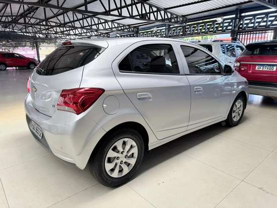 CHEVROLET-ONIX-1.0 MPFI LT 8V FLEX 4P MANUAL CHEVROLET-ONIX-2018