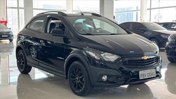 CHEVROLET ONIX 1.4 MPFI ACTIV 8V FLEX 4P AUTOMÁTICO