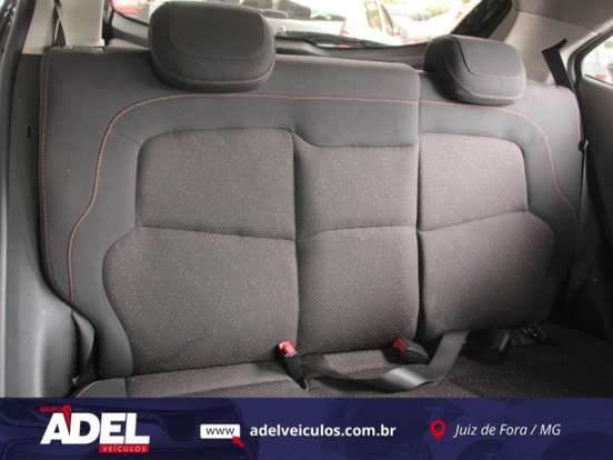 CHEVROLET-ONIX-2014