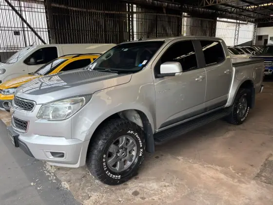 CHEVROLET S10 2.4 ADVANTAGE 4X2 CD 8V FLEX 4P MANUAL