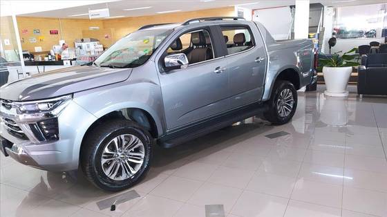 CHEVROLET S10 2.8 16V TURBO DIESEL HIGH COUNTRY CD 4X4 AUTOMÁTICO