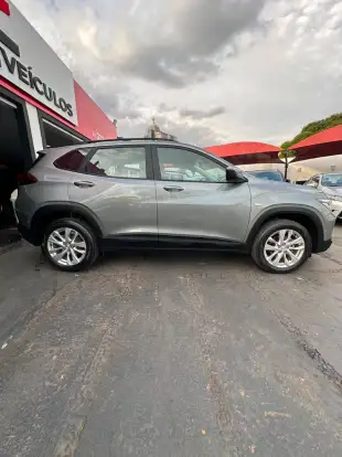CHEVROLET-TRACKER-2025