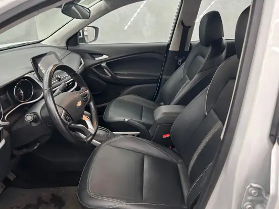 CHEVROLET-TRACKER-2025