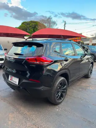 CHEVROLET-TRACKER-2024