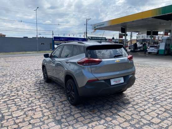 CHEVROLET-TRACKER-2023