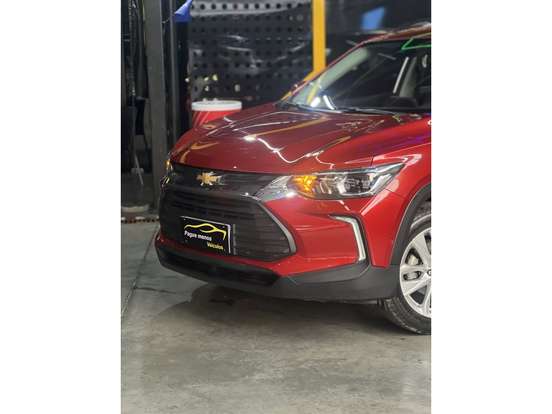 CHEVROLET-TRACKER-2024