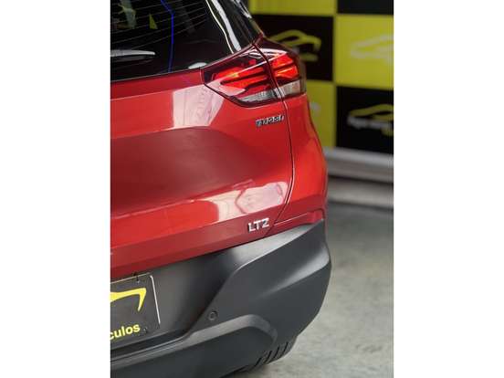 CHEVROLET-TRACKER-2024