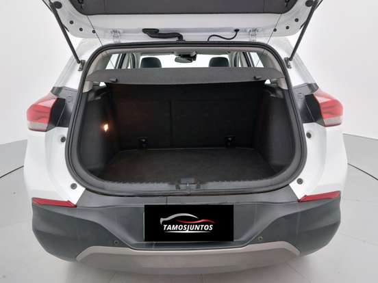 CHEVROLET-TRACKER-2025