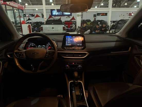 CHEVROLET-TRACKER-2024