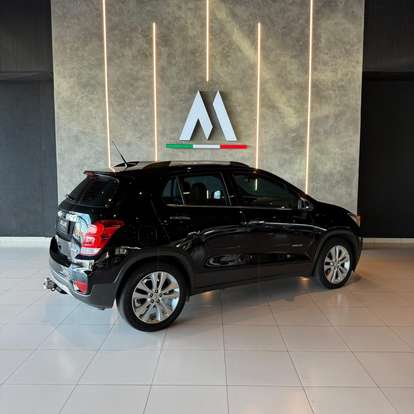 CHEVROLET-TRACKER-2017