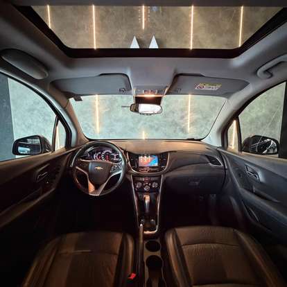 CHEVROLET-TRACKER-2017
