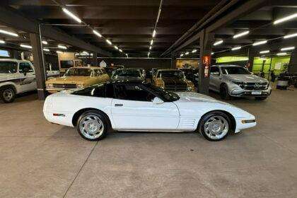 CHEVROLET-CORVETTE-1992