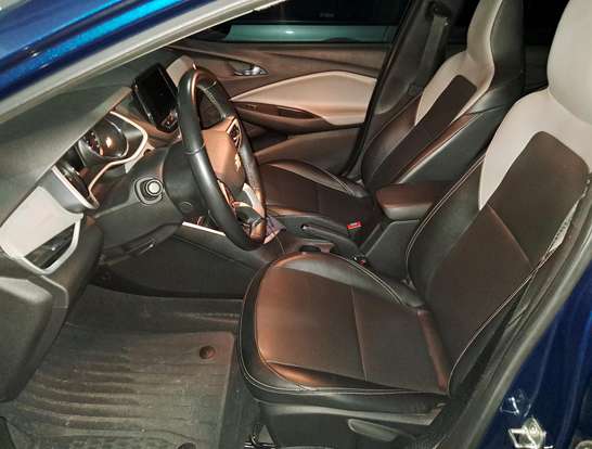 CHEVROLET-ONIX-2019