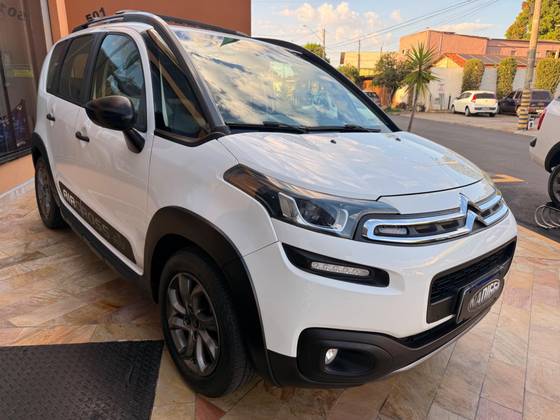 CITROËN AIRCROSS 1.6 FEEL 16V FLEX 4P AUTOMÁTICO