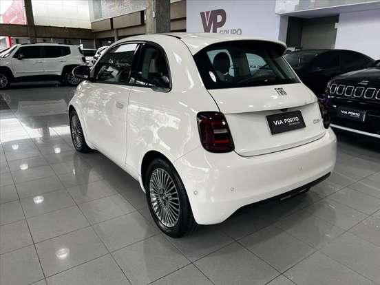 FIAT-500e-2024